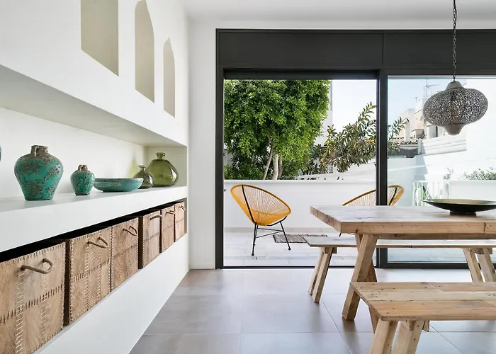 Destino Сиджес